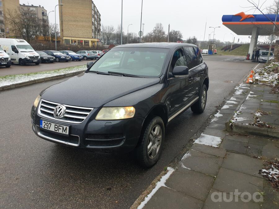 Volkswagen Touareg 1 generation Crossover