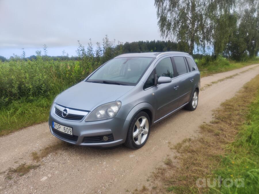 Opel Zafira B Minivan 5-doors