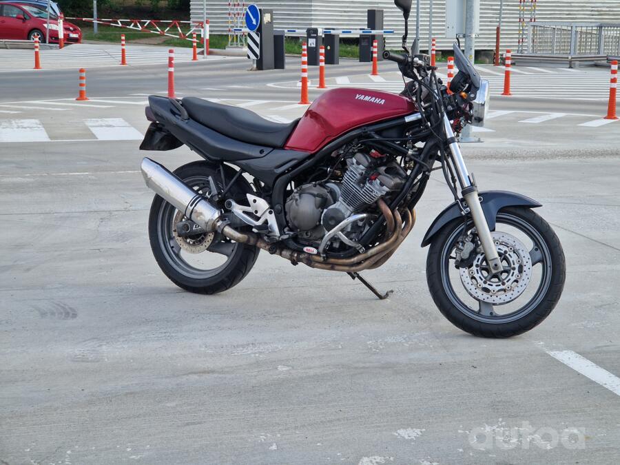 Yamaha XJ