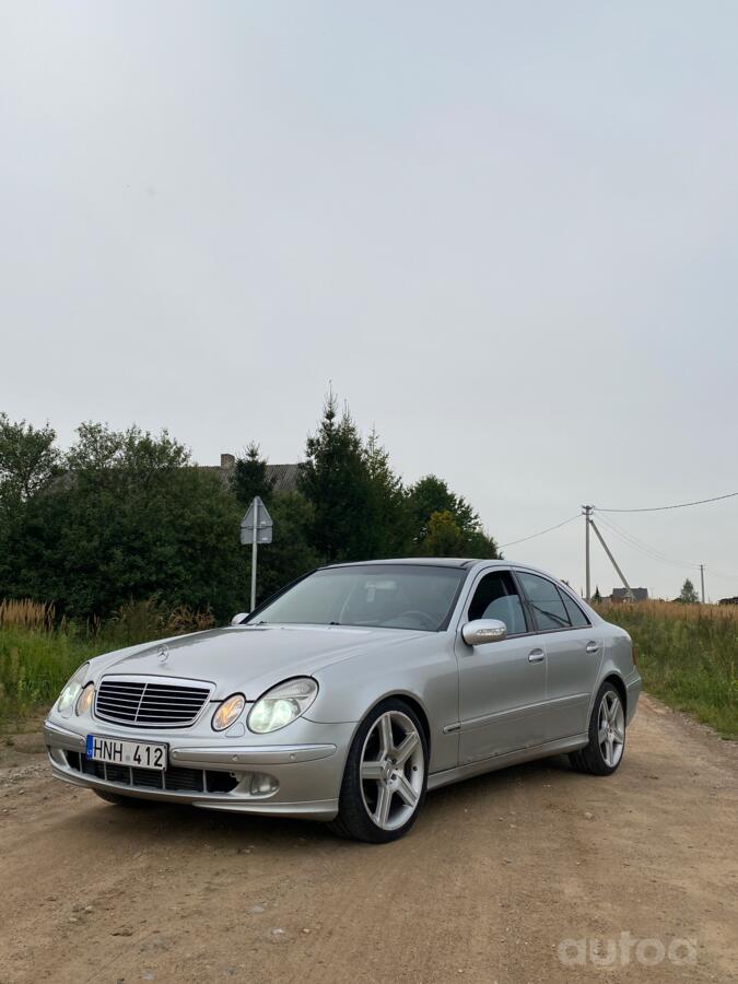 Mercedes-Benz E-Class W211 Sedan