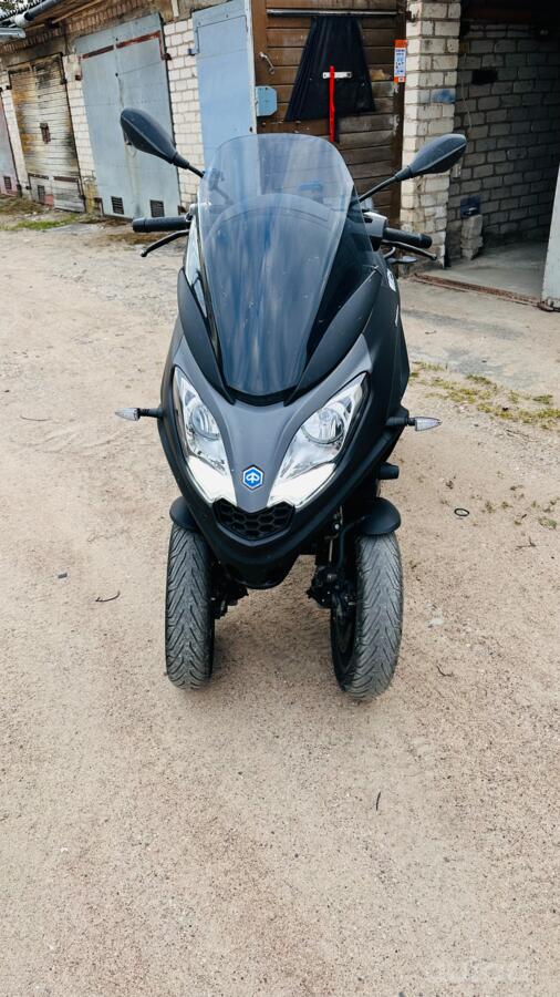 Piaggio MP3