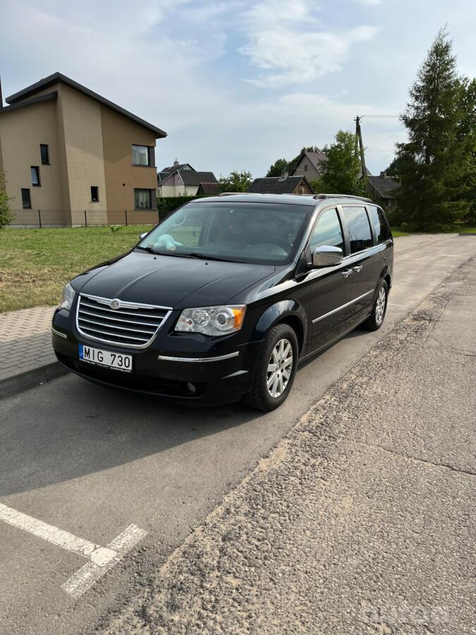 Chrysler Voyager 5 generation Grand minivan