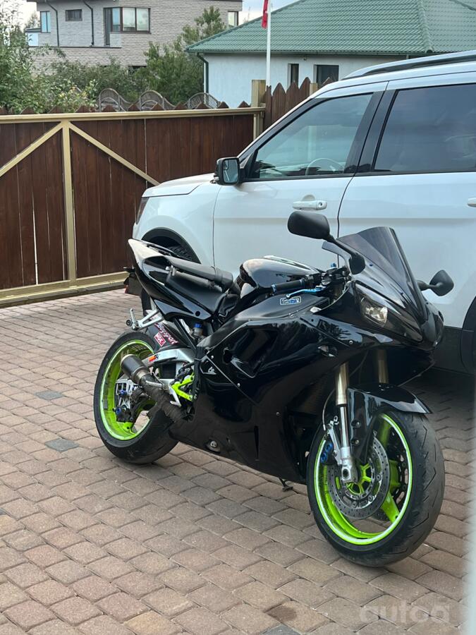 Yamaha YZF