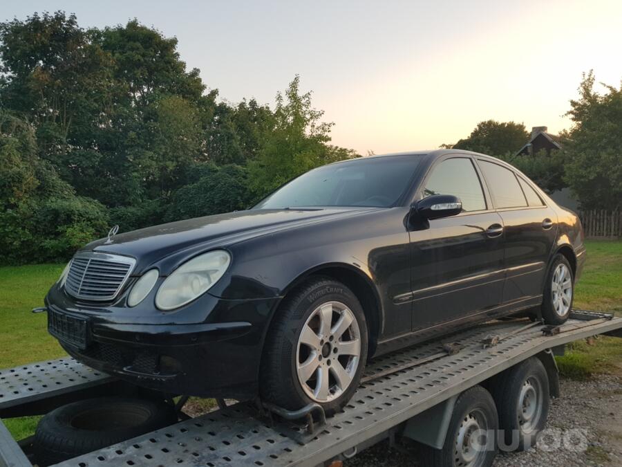 Mercedes-Benz E-Class W211 Sedan