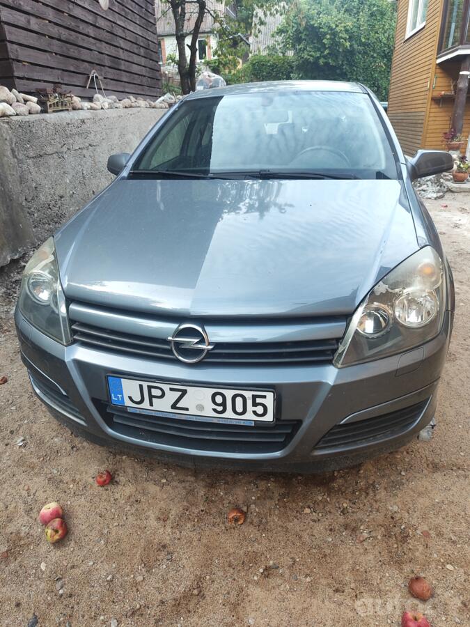 Opel Astra H Hatchback