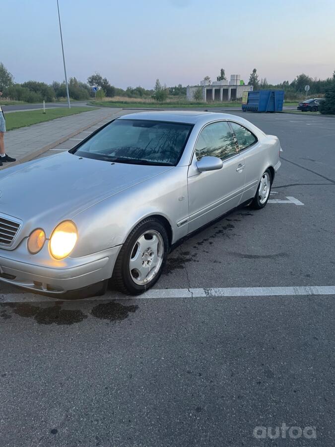 Mercedes-Benz CLK-Class C208 Coupe