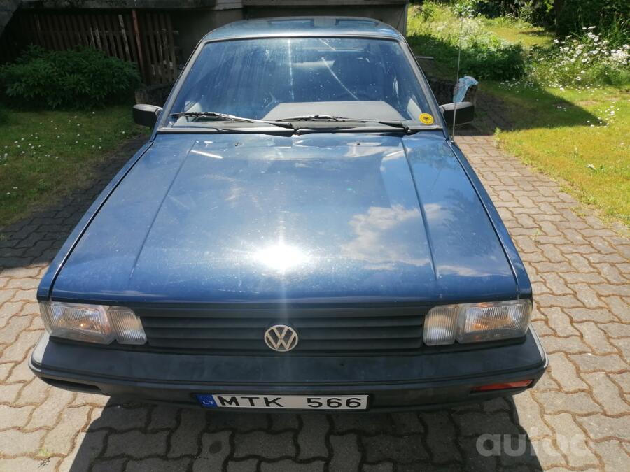 Volkswagen Passat B2 Hatchback 5-doors