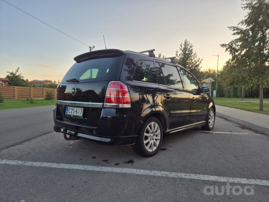 Opel Zafira B OPC minivan 5-doors