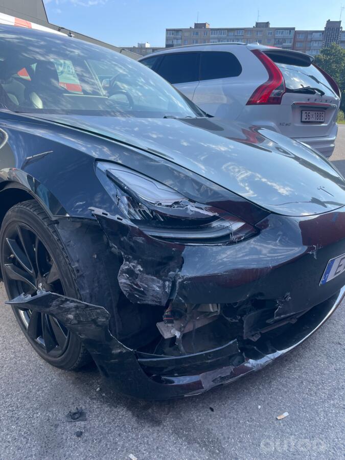 Tesla Model 3 1 generation Long Range 
