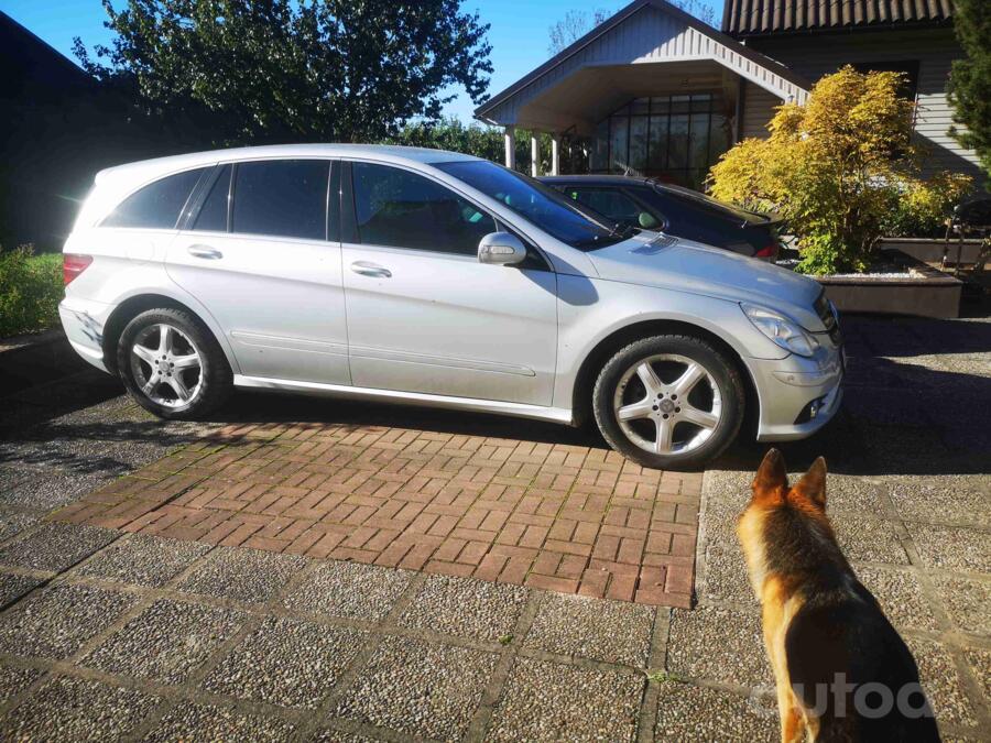 Mercedes-Benz R-Class