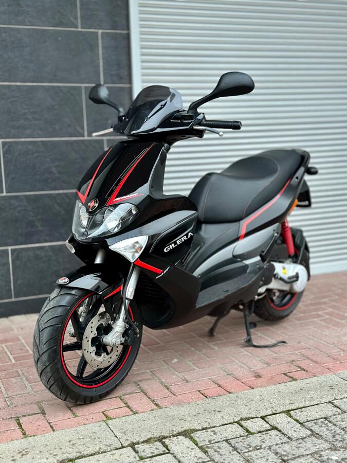 Gilera Runner