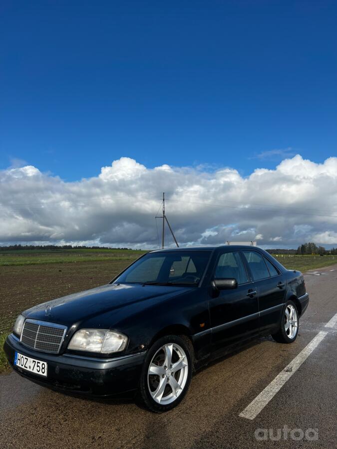 Mercedes-Benz C-Class W202/S202 Sedan