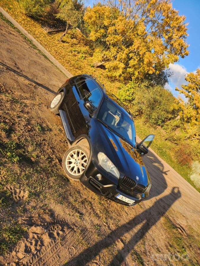 BMW X5 E70 Crossover