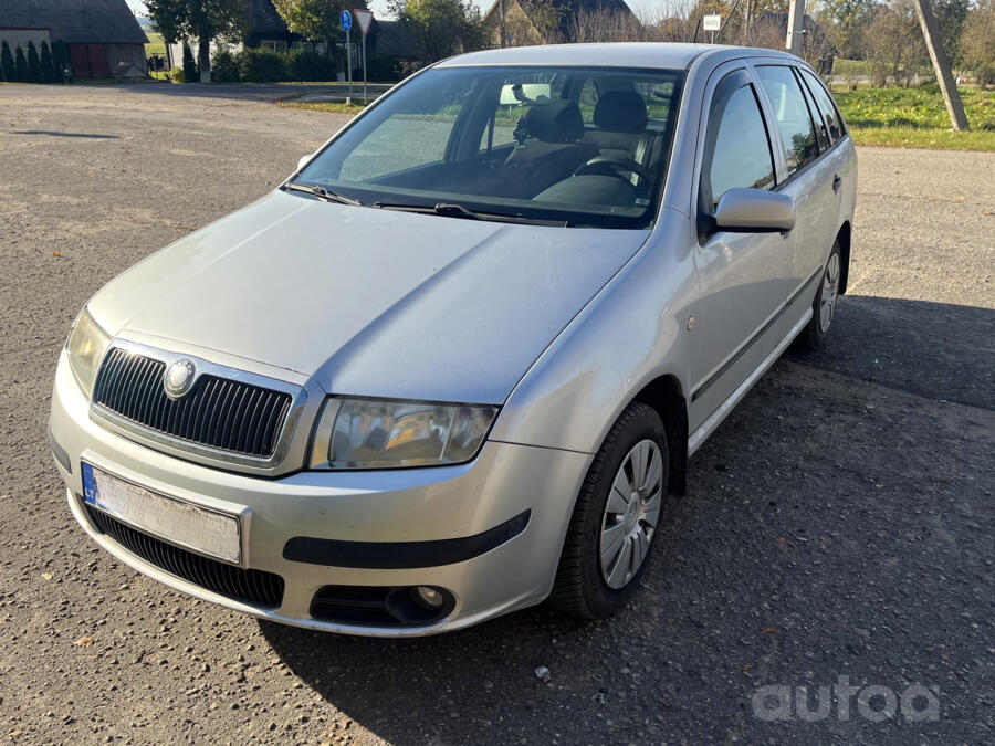 Skoda Fabia 1 generation [restyling]