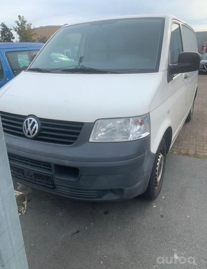 Volkswagen Transporter T5 Minivan 4-doors