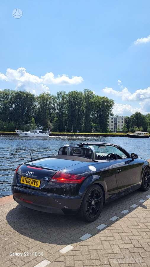 Audi TT 8J Roadster 2-doors