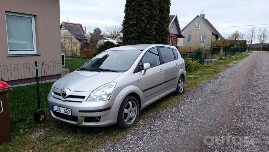 Toyota Corolla Verso 1 generation [restyling] Minivan