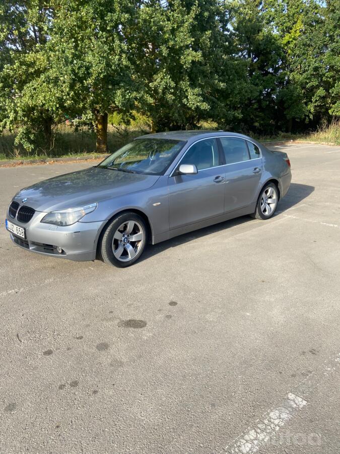 BMW 5 Series E60/E61 Sedan