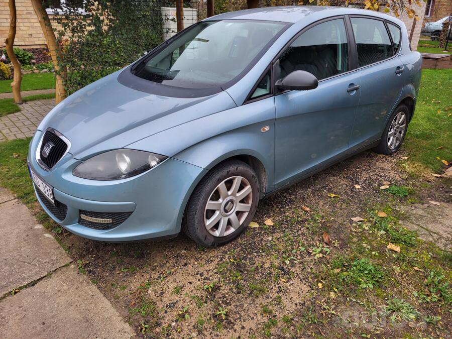 SEAT Toledo 3 generation Hatchback