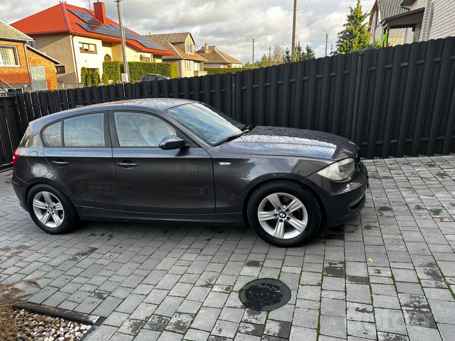 BMW 1 Series E81-E88