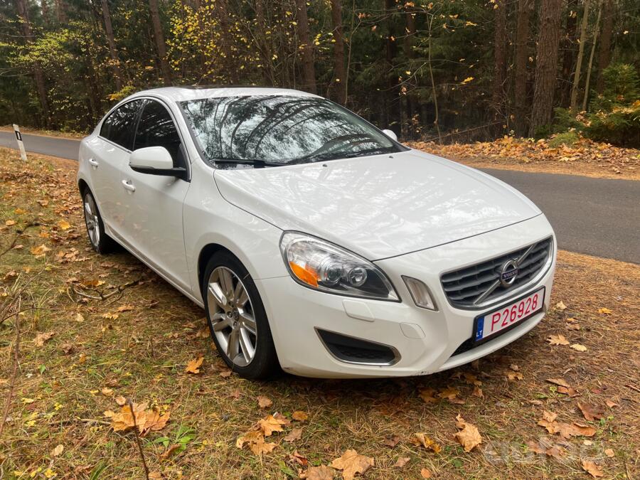Volvo S60 2 generation Sedan