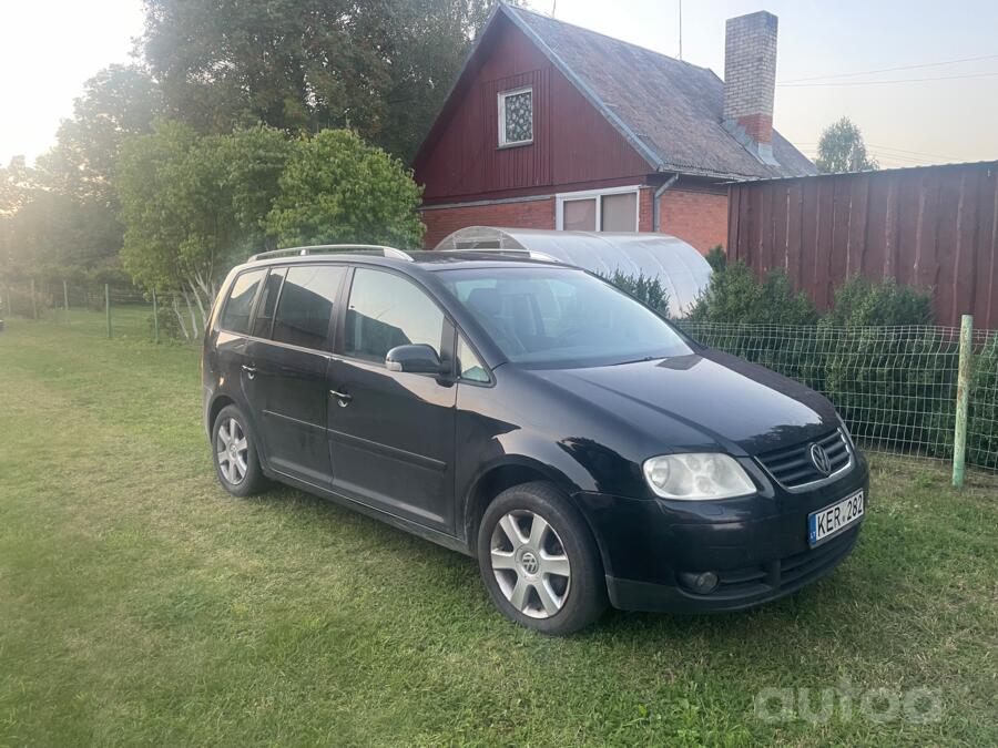 Volkswagen Touran 1 generation Minivan