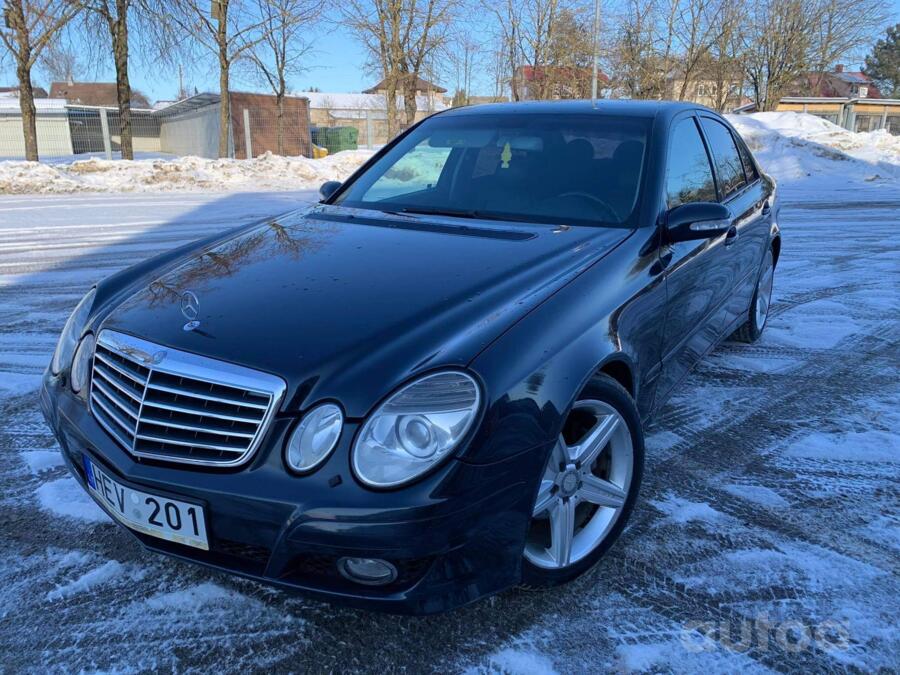 Mercedes-Benz E-Class W211 Sedan