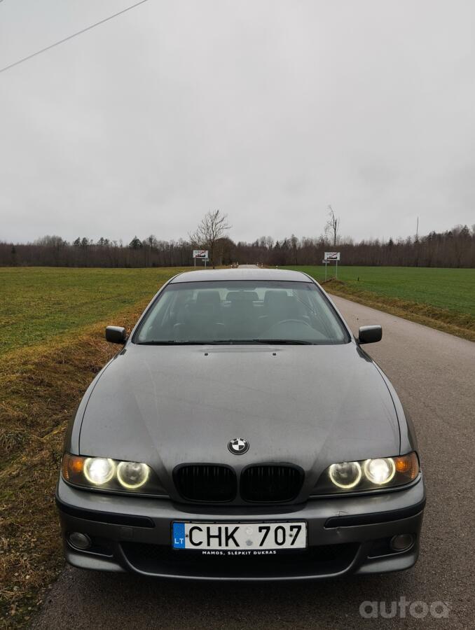BMW 5 Series E39 Sedan 4-doors