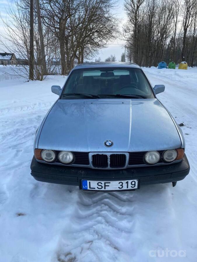 BMW 5 Series E34 Sedan