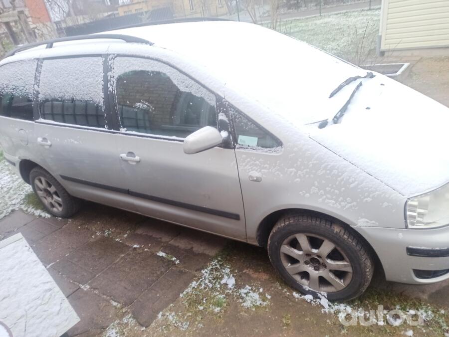 Volkswagen Sharan 1 generation [restyling] Minivan