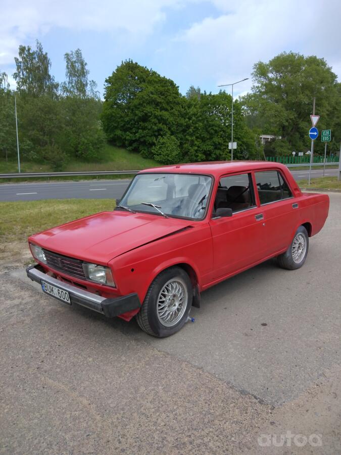 VAZ (Lada) 2105 1 generation Sedan