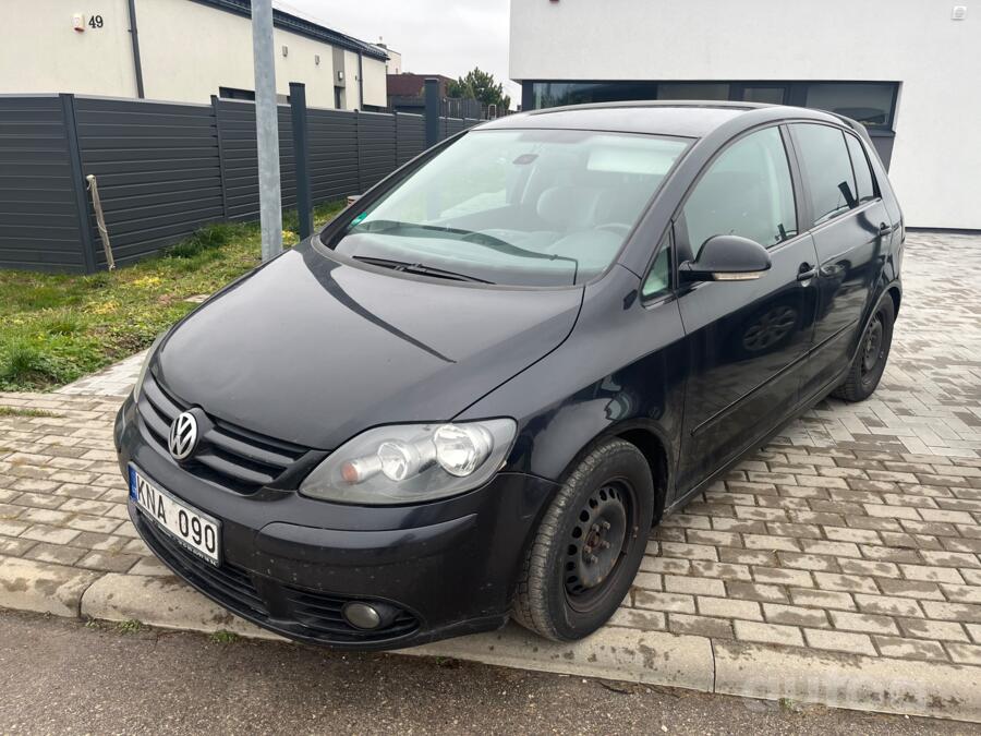 Volkswagen Golf Plus 1 generation