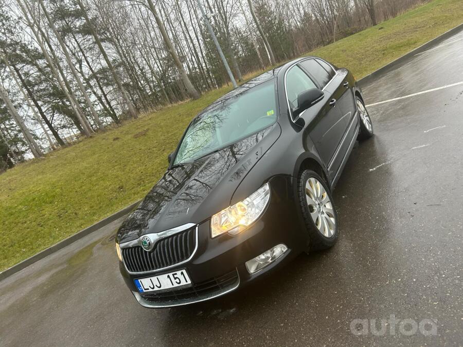 Skoda Superb 2 generation Combi wagon