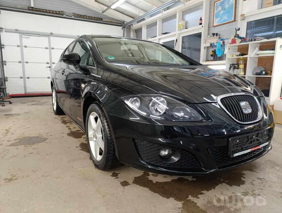 SEAT Leon 2 generation [restyling] Cupra hatchback 5-doors