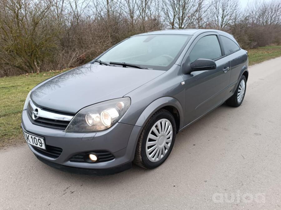 Opel Astra H Hatchback