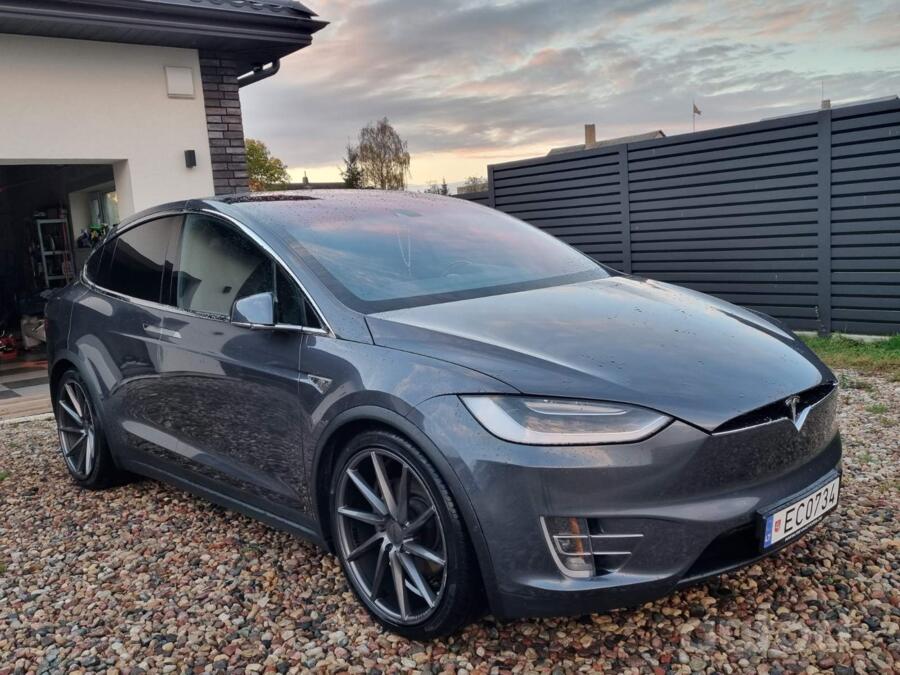Tesla Model X 1 generation Crossover