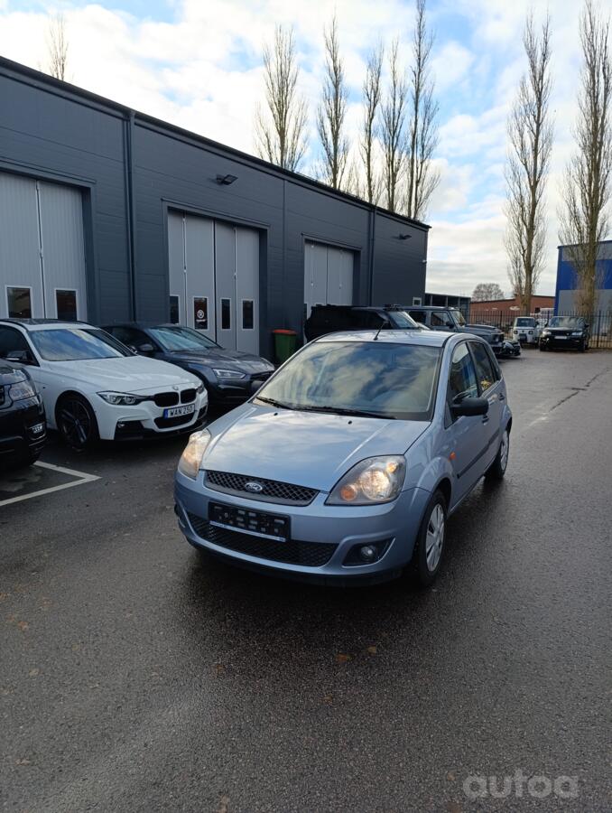 Ford Fiesta 5 generation Hatchback 5-doors