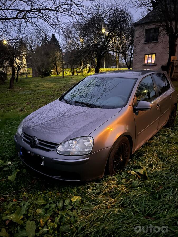Volkswagen Golf 5 generation Hatchback 5-doors