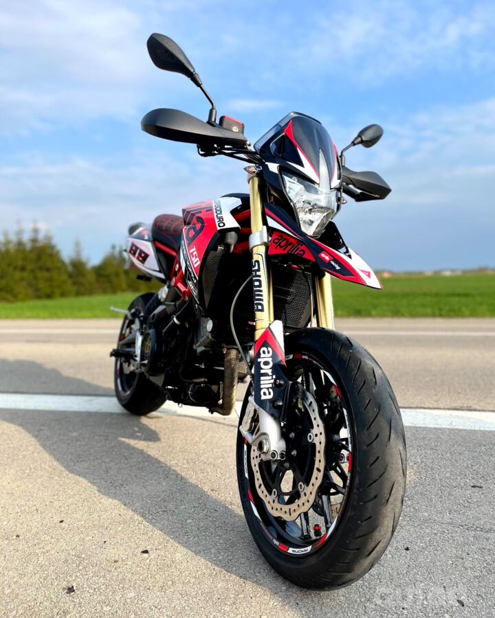 Aprilia SMV