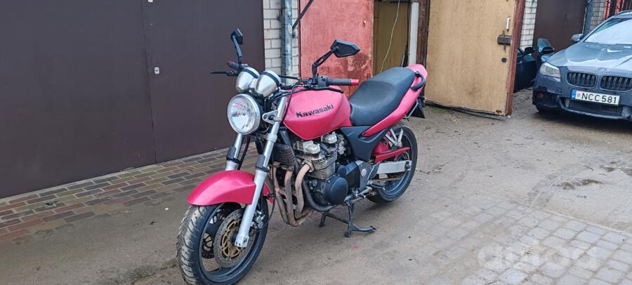 Kawasaki ZR