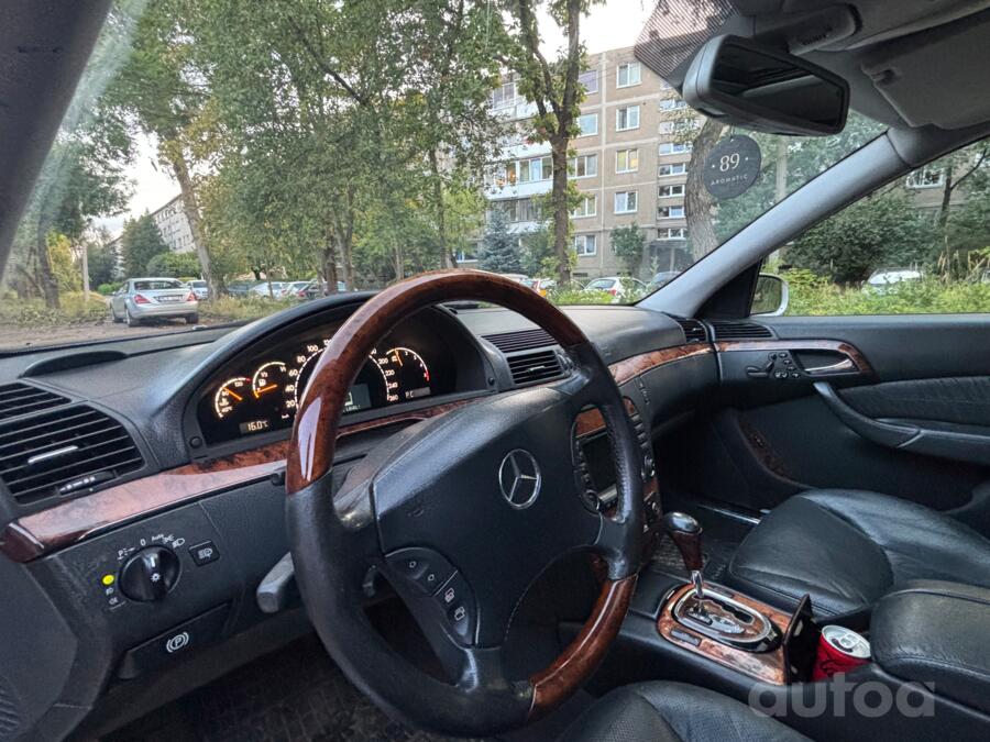 Mercedes-Benz S-Class W220 [restyling] Sedan 4-doors