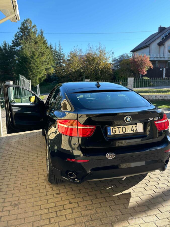 BMW X6
