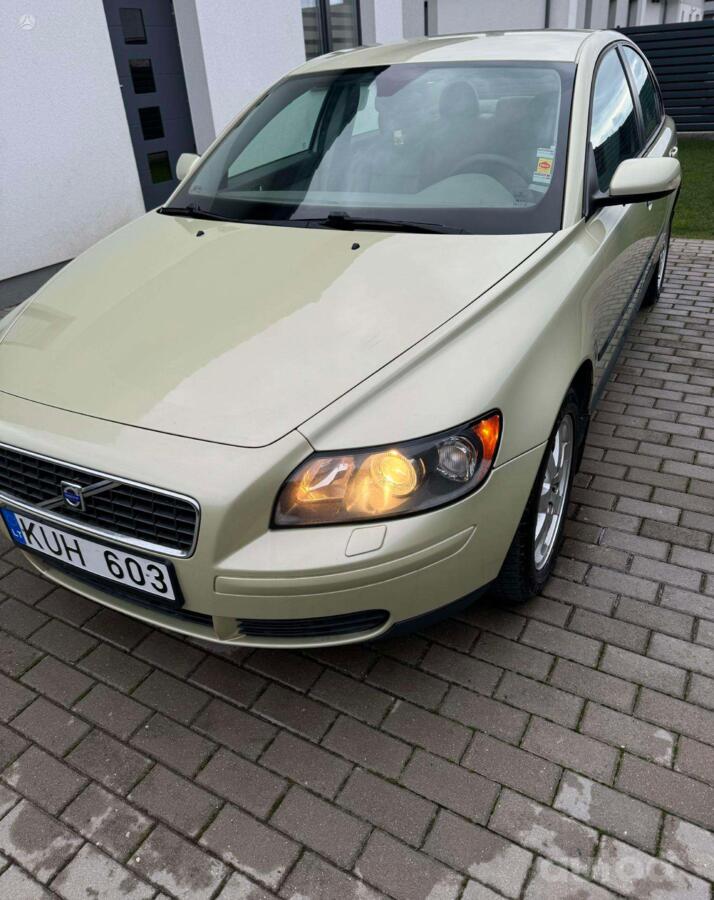 Volvo S40 2 generation Sedan