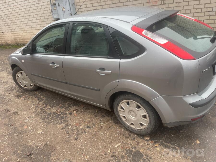 Ford Focus 2 generation Hatchback 5-doors