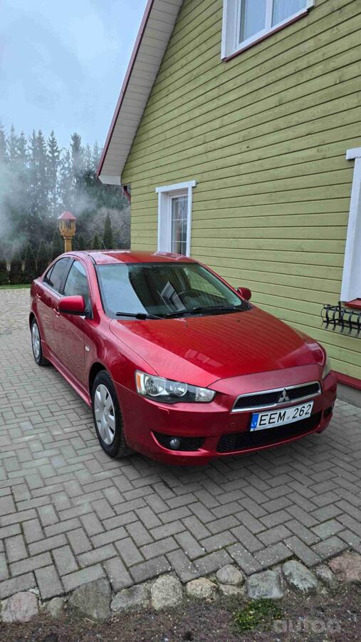 Mitsubishi Lancer