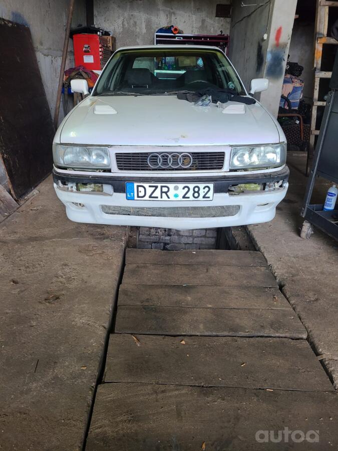 Audi 90 89/B3 Sedan