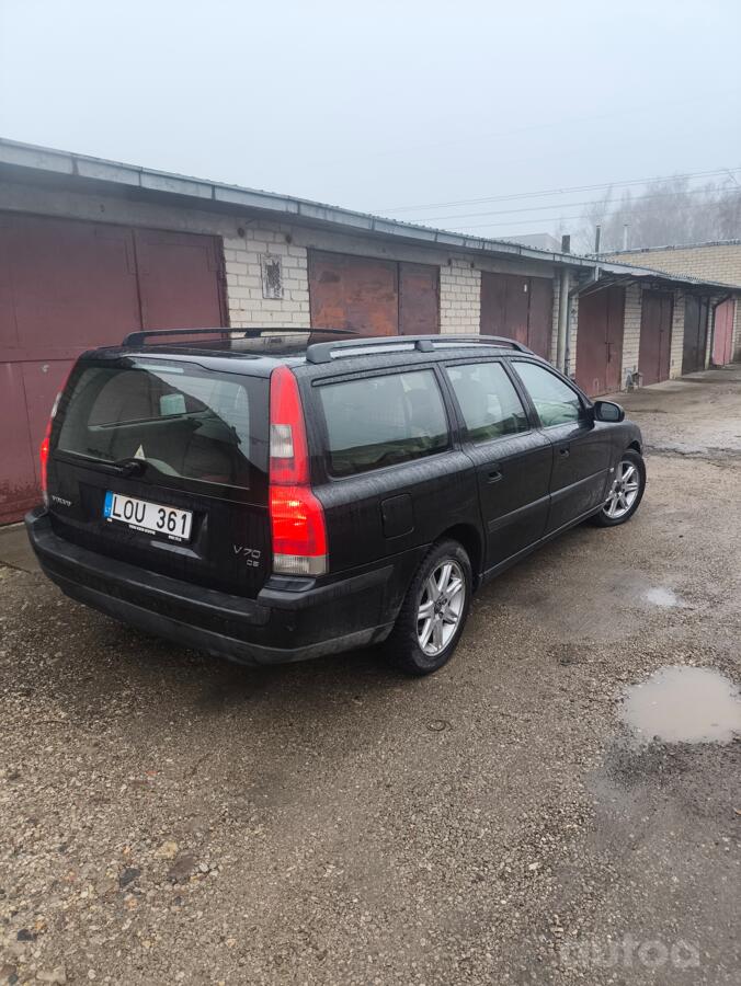 Volvo V70 2 generation R wagon 5-doors