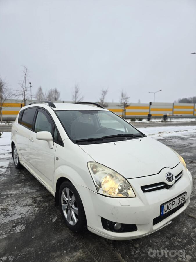 Toyota Corolla Verso 1 generation [restyling] -2 generation