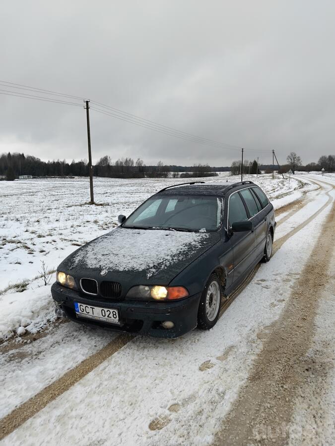 BMW 5 Series E39 Touring wagon