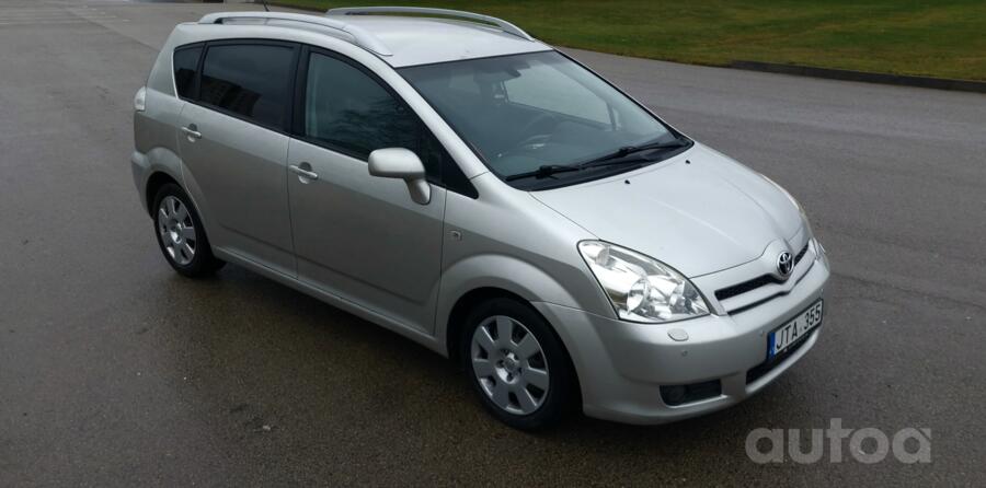 Toyota Corolla Verso 1 generation [restyling] -2 generation